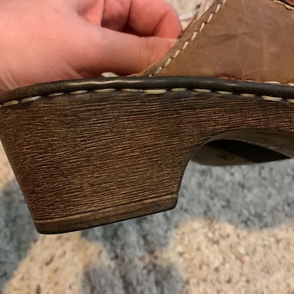 Leather Clogs - Picture 4 of 6